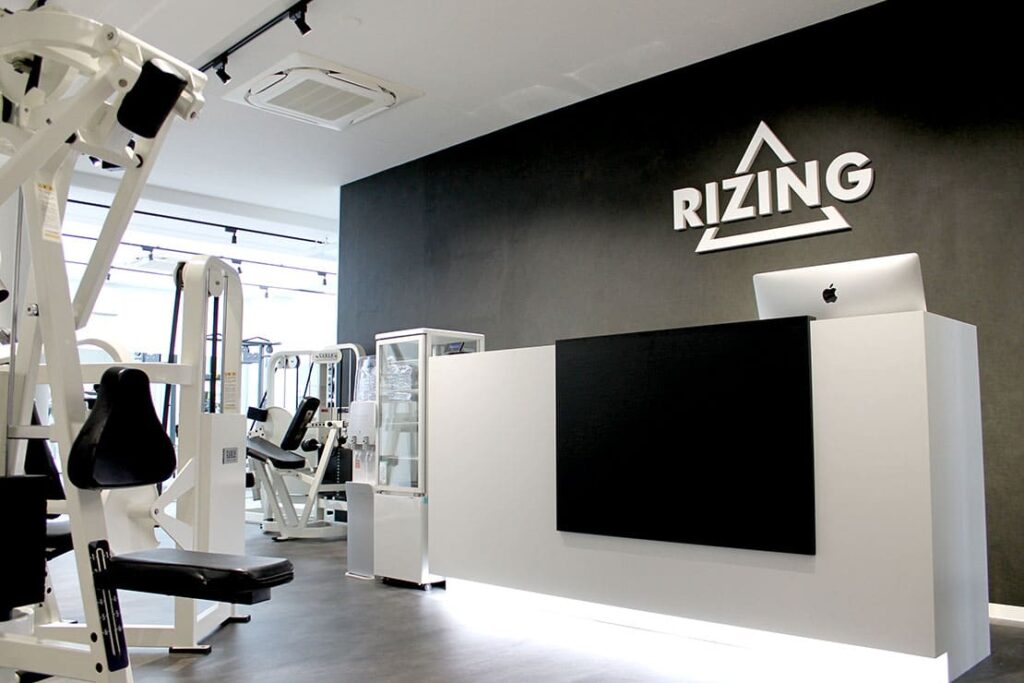 RIZING 塚口本店