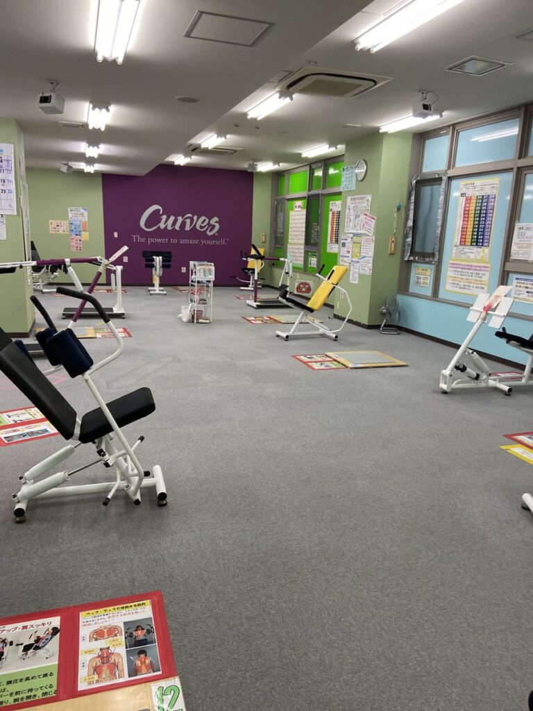 カーブス 本牧原