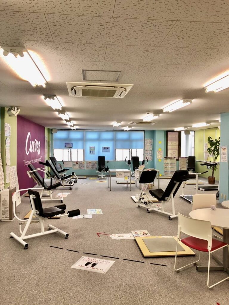 カーブス 青葉台駅前